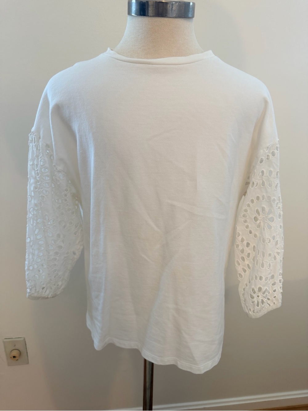 White Eyelet Sleeve Top A New Day Medium